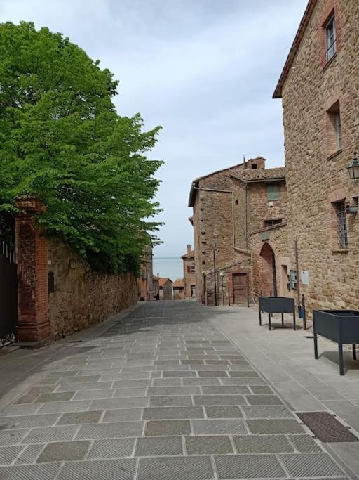 Il Borgo Antico Villa Monte del Lago Bagian luar foto