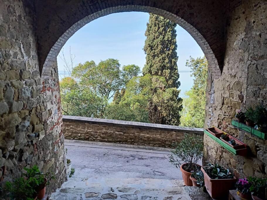 Il Borgo Antico Villa Monte del Lago Bagian luar foto