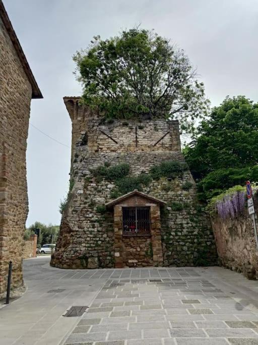 Il Borgo Antico Villa Monte del Lago Bagian luar foto